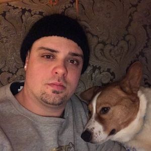 Meet your Posher, Devin